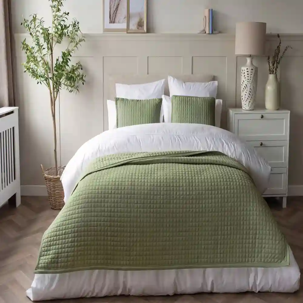 Bed Throws